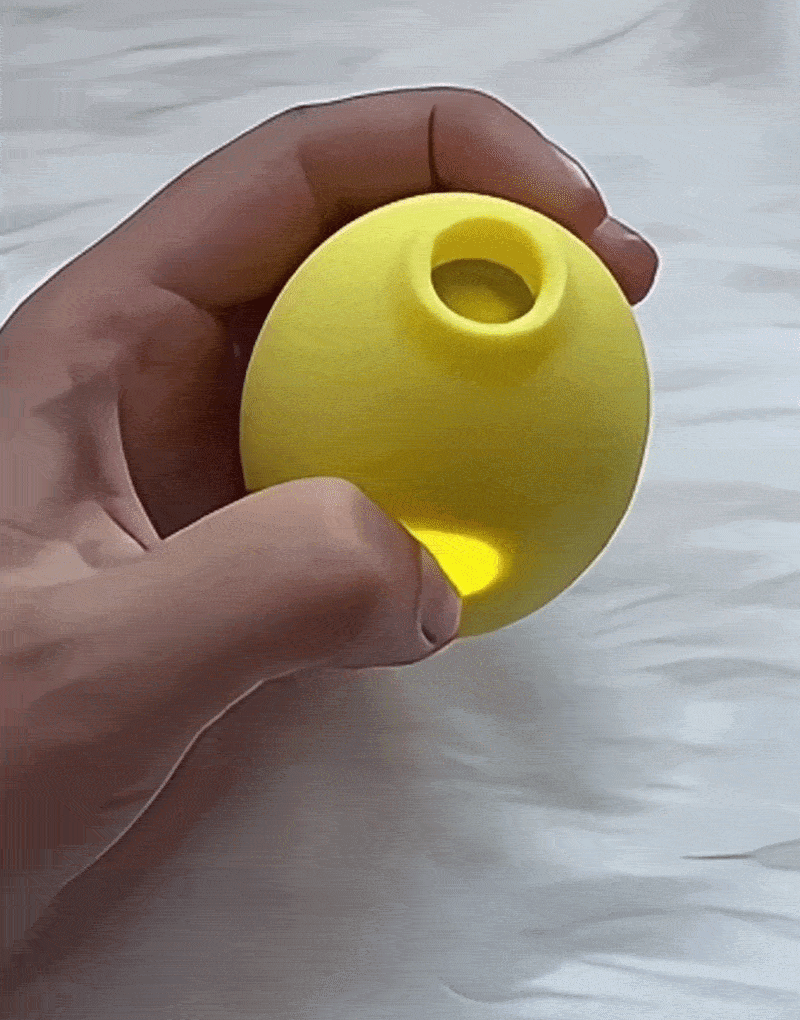 Lemon clitoral suction vibrator with 10 pleasure modes